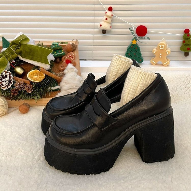 Height increasing thick soled small leather shoes, women's British style JK uniform shoes, 2024 new model, thick heel high heels, 8cm loafers