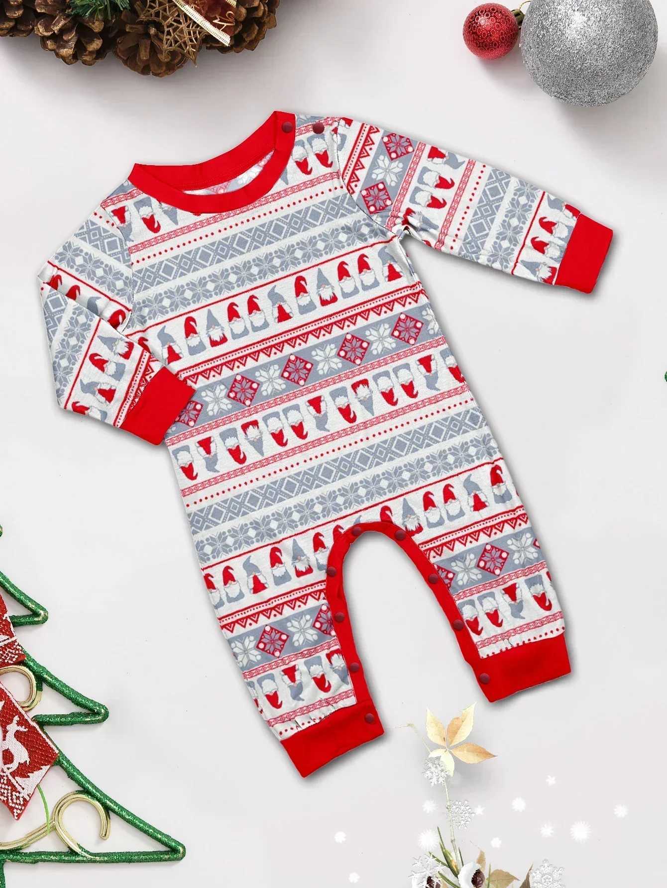 Merry Christmas Santa Claus printed parent-child matching pajamas set soft and cute boy and girl clothing set pajamas W241008