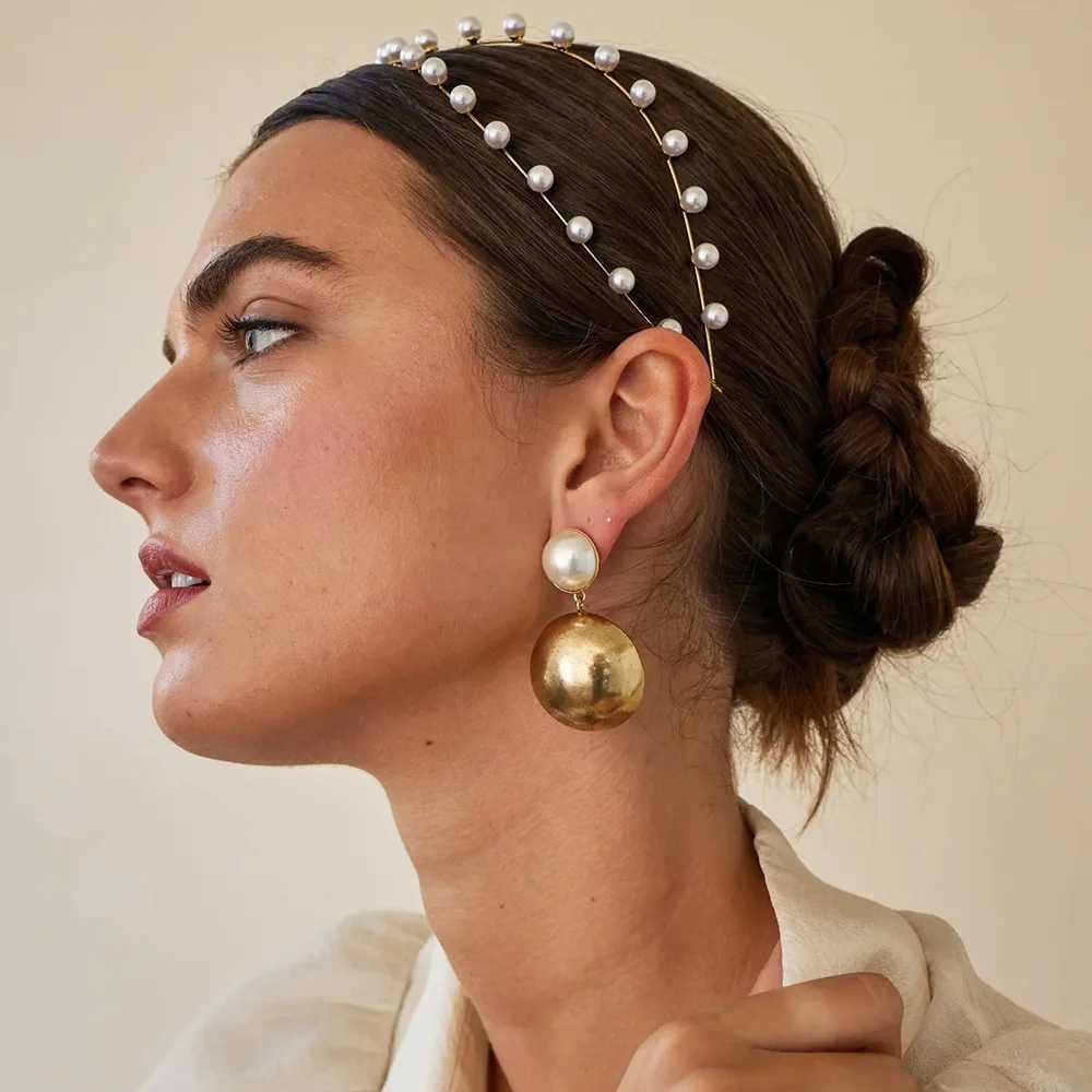 Pearl headband is an elegant wedding hair accessory for women. Bribal headband headwear birthday party dance party bridal headwear W241007