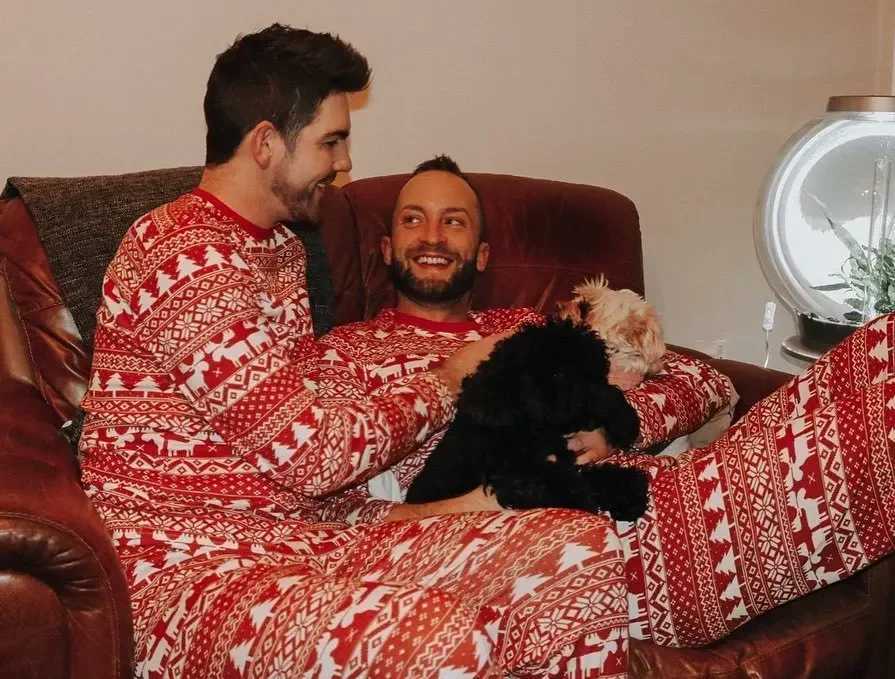 New 2024 Christmas Family Pajama Set Full Set Printed Adult and Child Matching Set Casual 2-piece Set Baby Dog Pants Christmas Appearance W241008