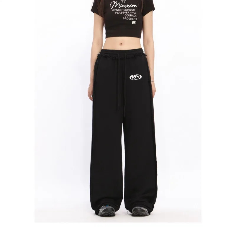 Deeptown Y2k Baggy Grey Sweatpants Woman America High Street Sports Wide Leg Pants Jogging Casual Harajuku Trousers Autumn 241007