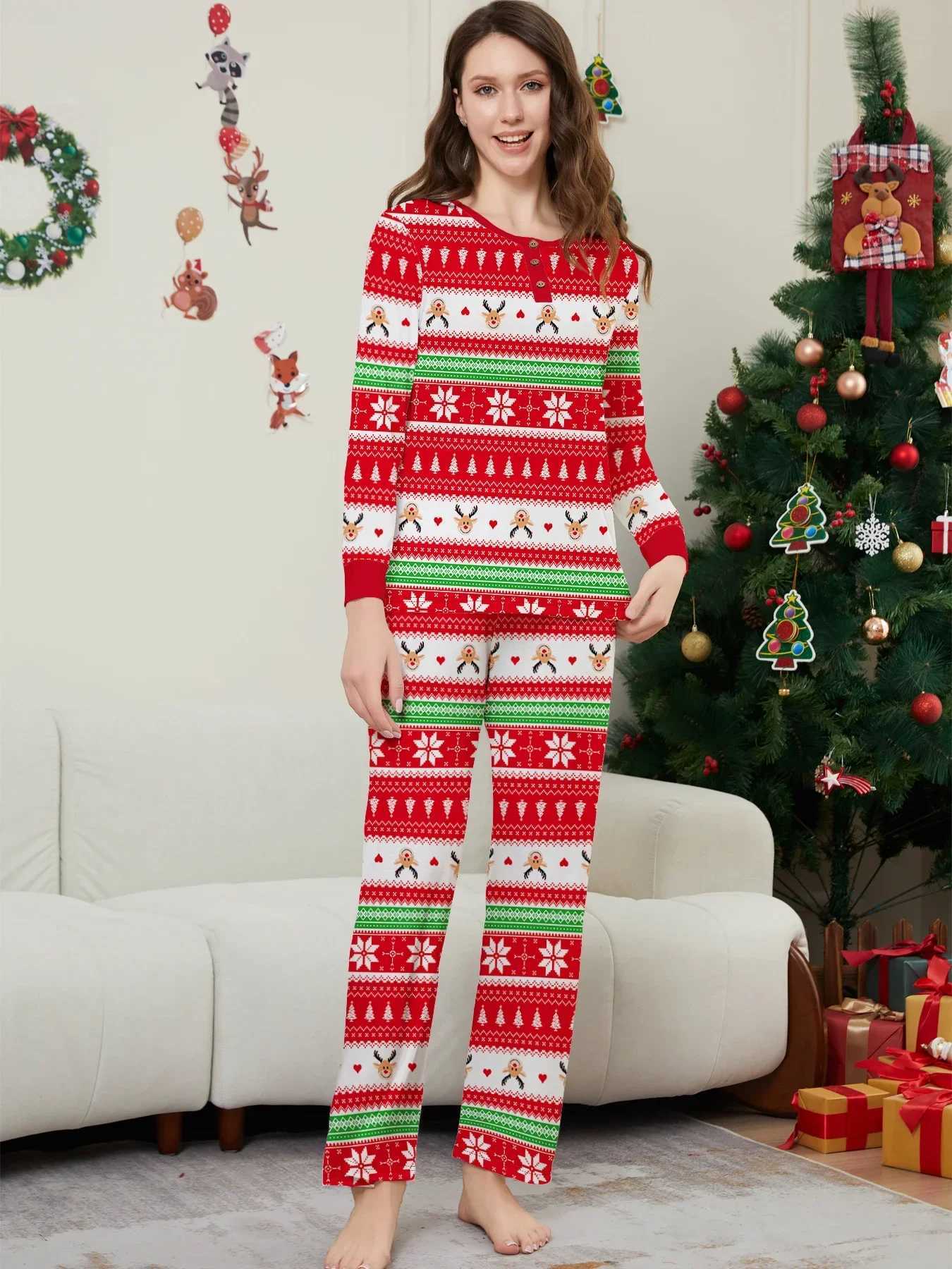 New 2024 All Over Print Parent-child Matching Outfit Christmas Pajamas Set Long Sleeve 2 Pieces Suit Baby Romper Family Look PjsXJ241008