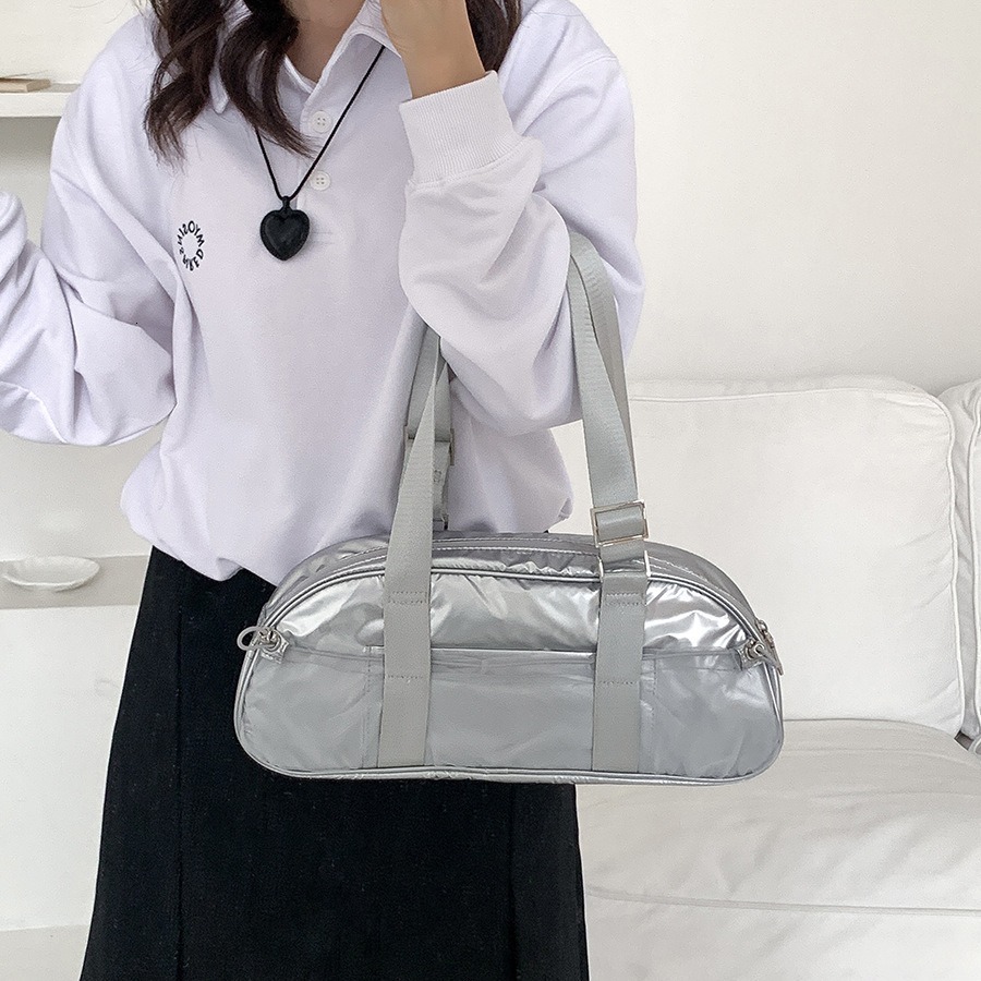 Korean style simple casual armpit autumn women's bag, high-end sense, large capacity temperament, work commuting baguette bag