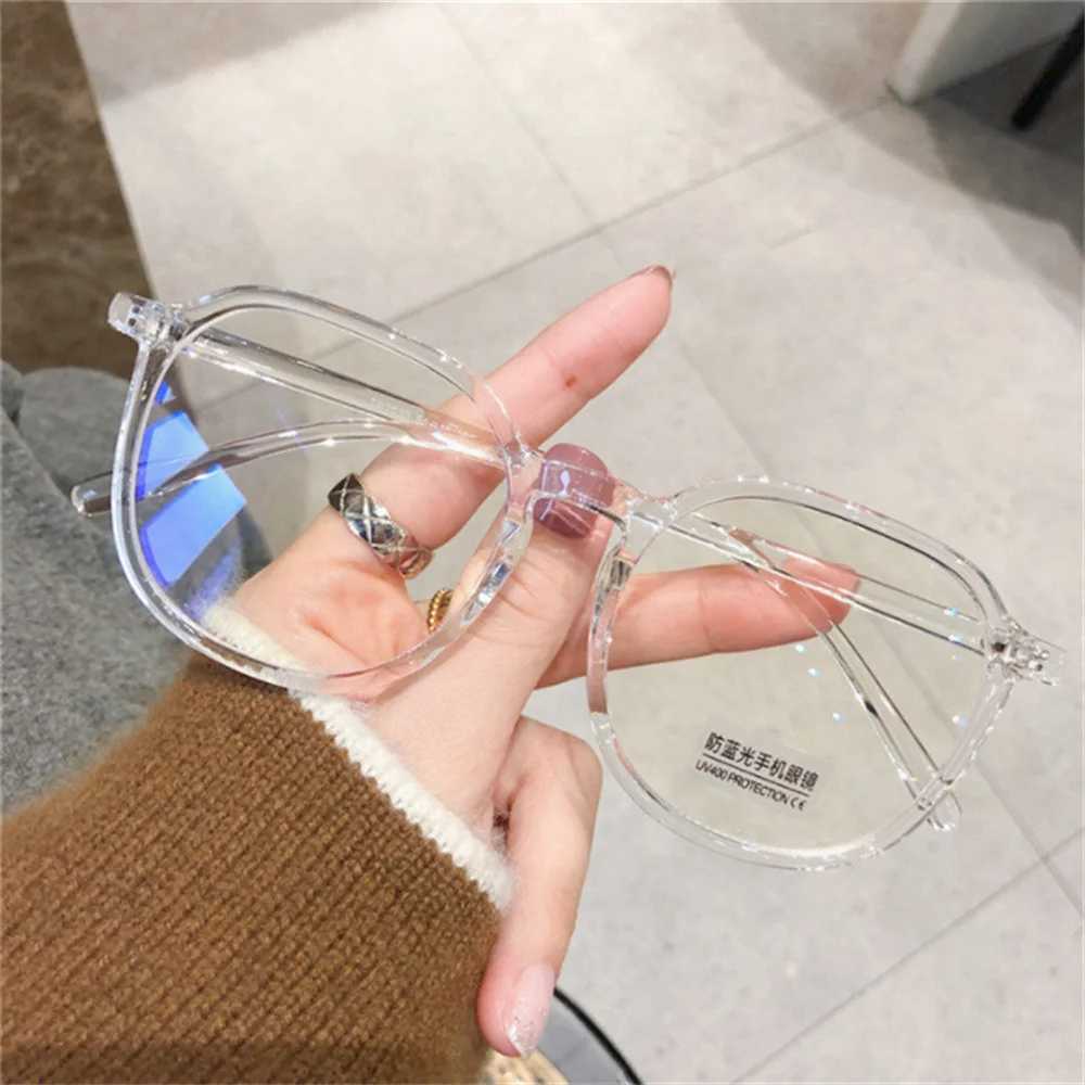 Large Frame Transparent Glasses Stylish Womens Image Eyeglasses Anti Blue Light Square Eyewear Computer Goggles Fake GlassesX241008
