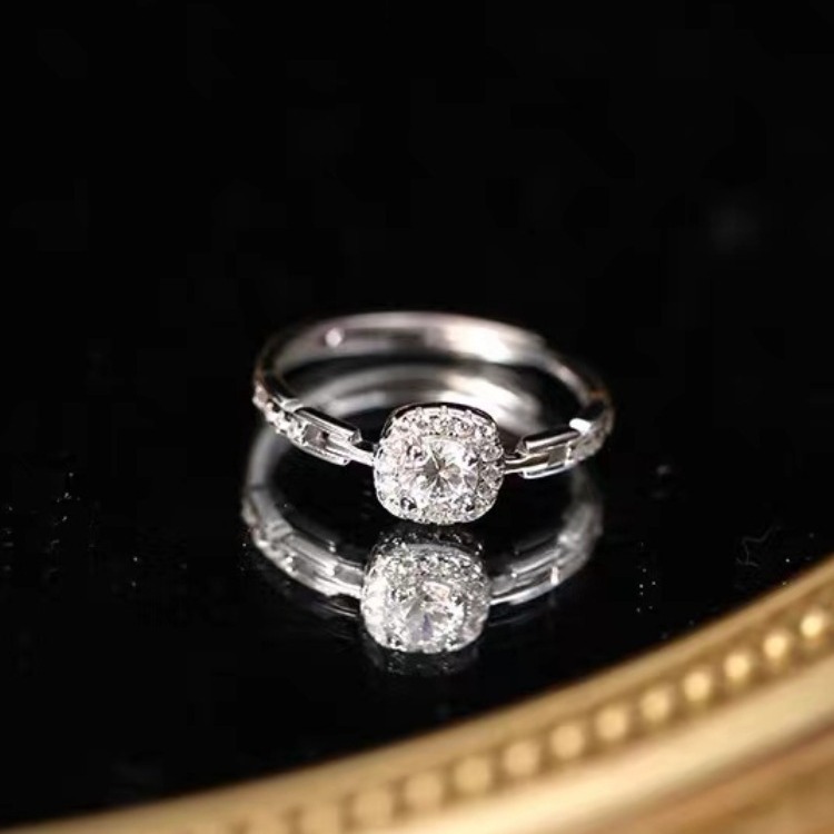 Square Diamond Chain Women's Tail Joint Ring, Luxury and Simple, New in 2024