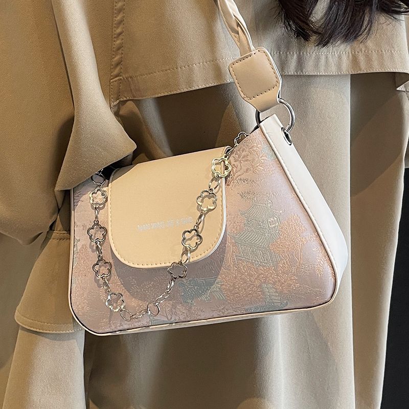 High end niche 2024 new fashionable multifunctional shoulder bag for women, French texture handbag
