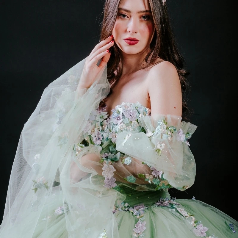 Light Green Quinceanera Dresses Sweet 16 Year Ball Gown Off the Shoulder Applique Lace Tull Birthday Party Dress Vestidos De 15 Anos