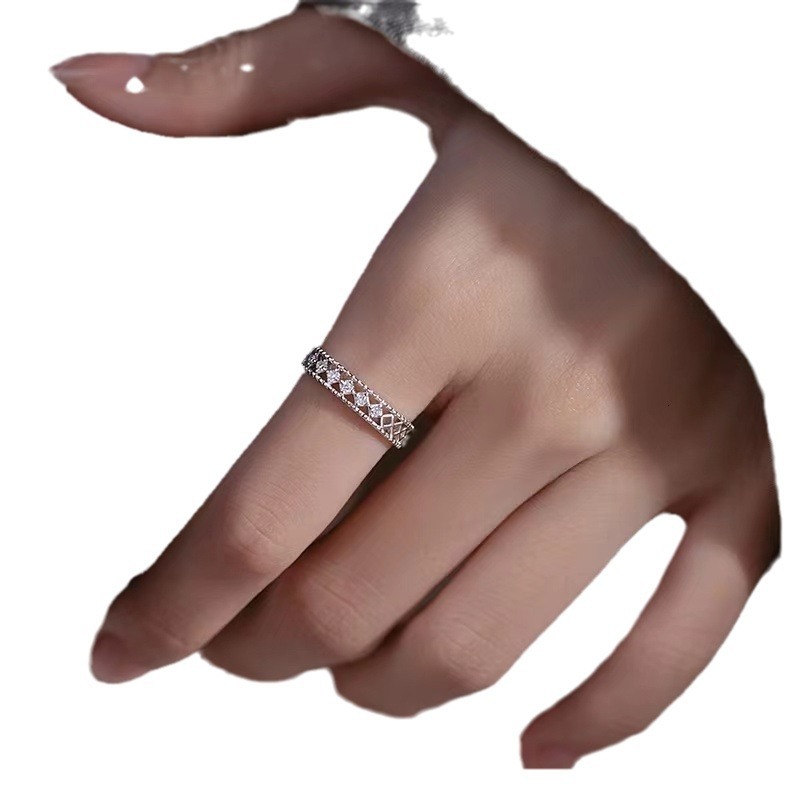 Silver plated hollow for women, light luxury, plain circle, niche design, index finger ring, high-end ring