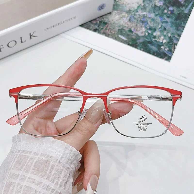 New Ultra Light Anti Blue Light Glasses for Women Fashion Square Eyeglass Frame for Men Myopia Glasses Clear Glasses EyewearX241008