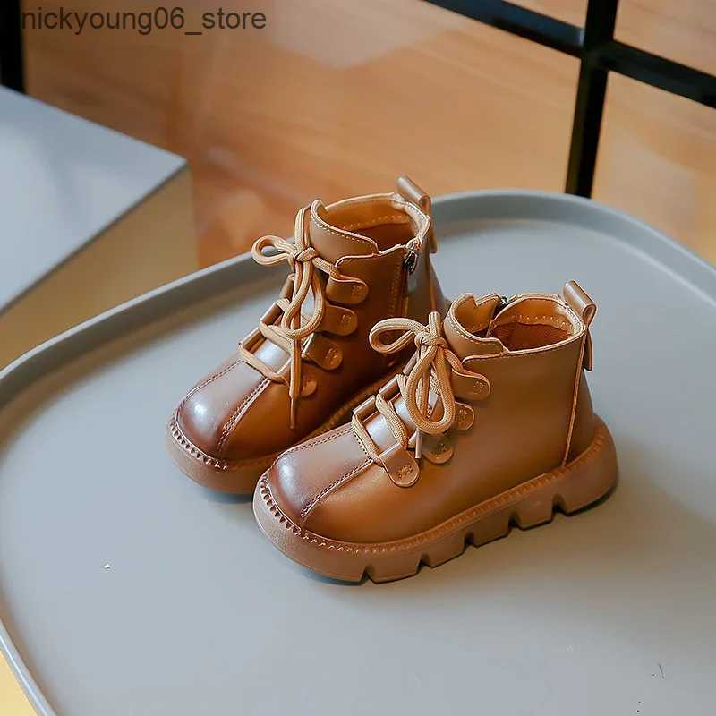 Boots 2024 Children Short Boots for Girls Autumn Winter New Fashion British Style Soft Bottom Anti-slippery Versatile Leather Shoes L240910 L0910