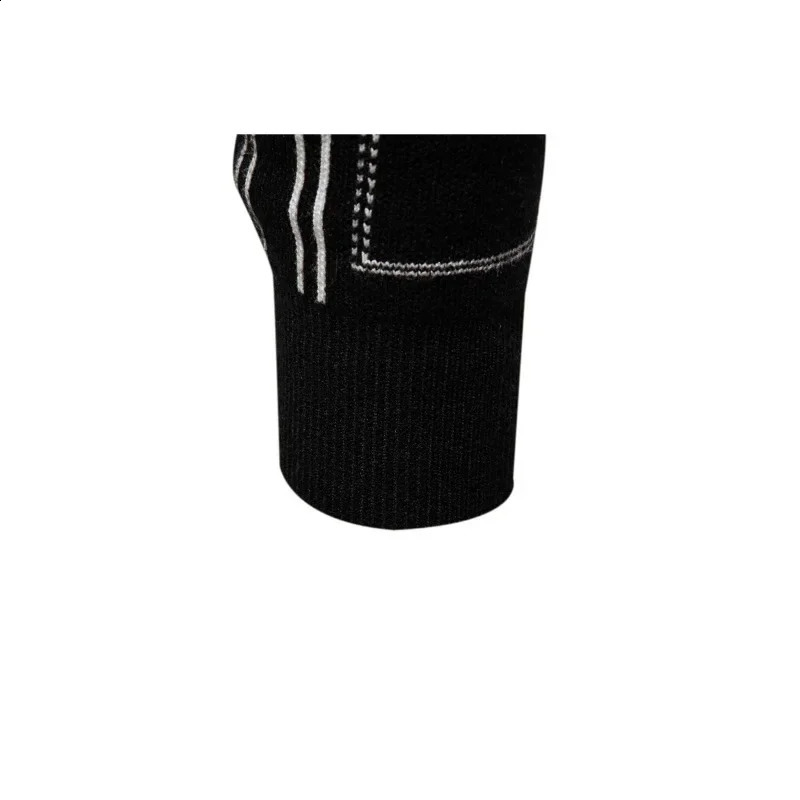 Autumn and Winter Mens Knitted Sweater Fashionable Slim Fit Comfortable Pullover Round Neck Sweaters 240930