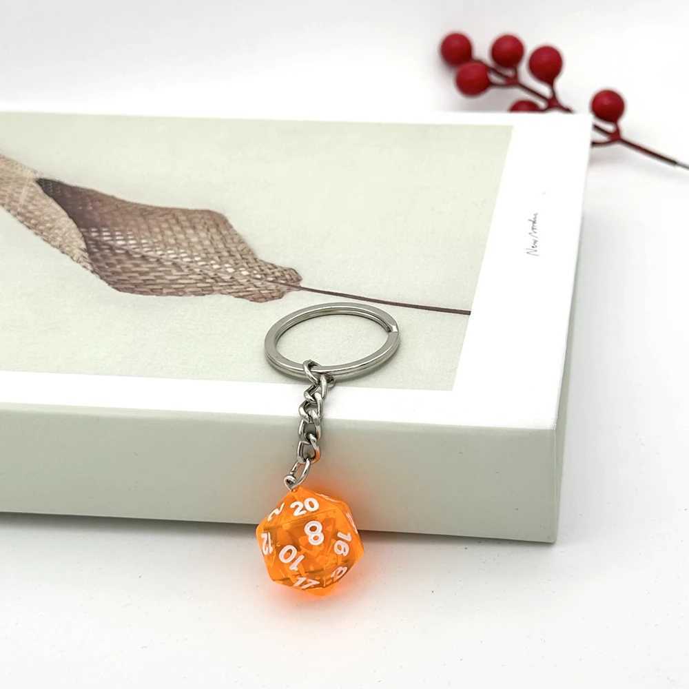 DnD D20 Resin Dice Charm Keychain Handmade RPG Game Dungeons and Dragons Dice Keychain Christmas Gift Key RingX241008