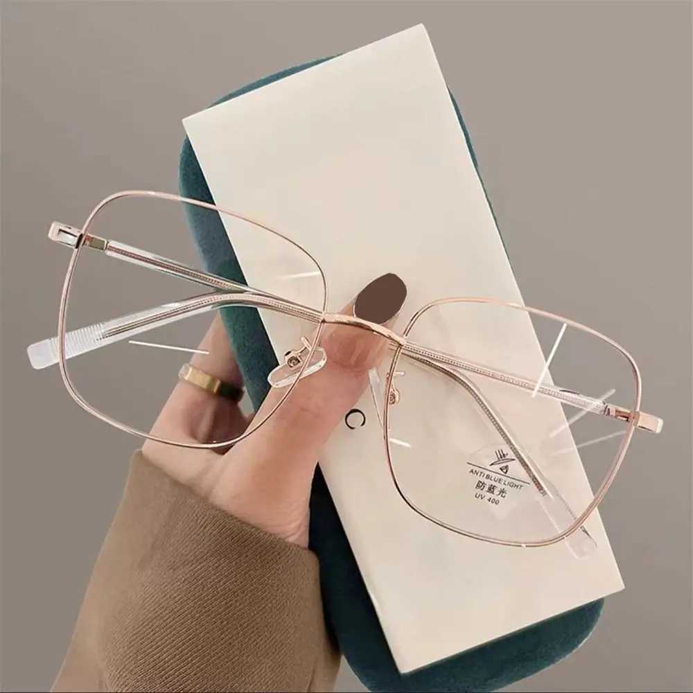 Daily Metal Frame Anti-UV Blue Rays Glasses Ultra-light Big Frame Eyeglasses Vision Care Myopia Glasses Frame Women MenX241008
