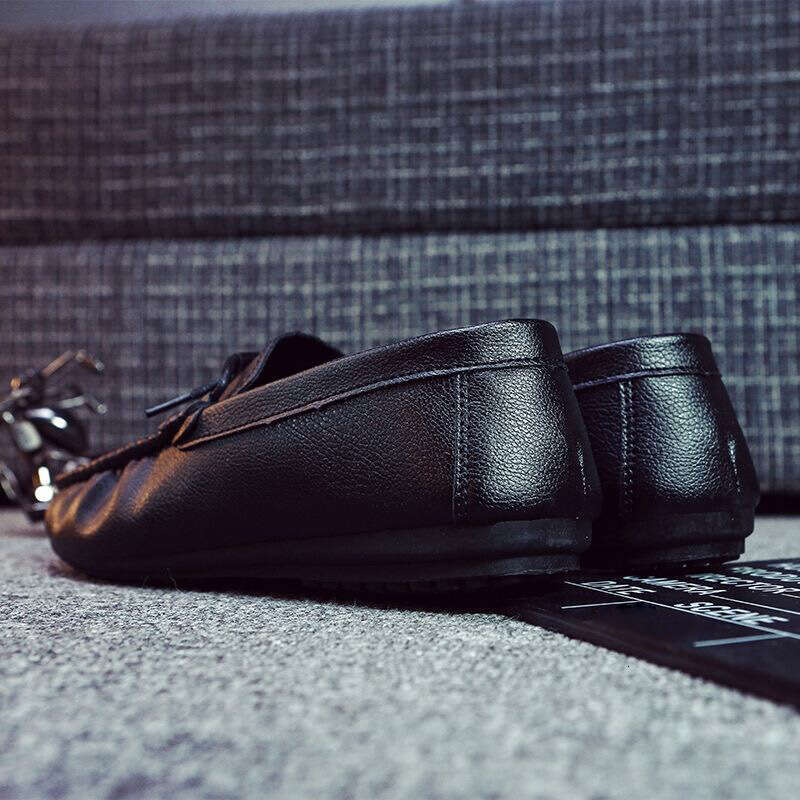 Men Loafers Leather Slip-On Round Toe Dress Outdoor Spring Autumn Handmade Men's Casual Shoes Men Business Flats Moccasins
