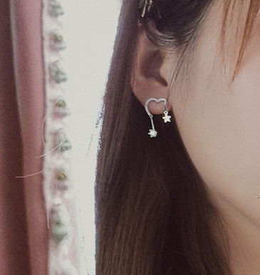 Sier Needle Compact Love Versatile Earrings Ins Niche Simple Cold Style No Ear Hole Earclip Earnail Female