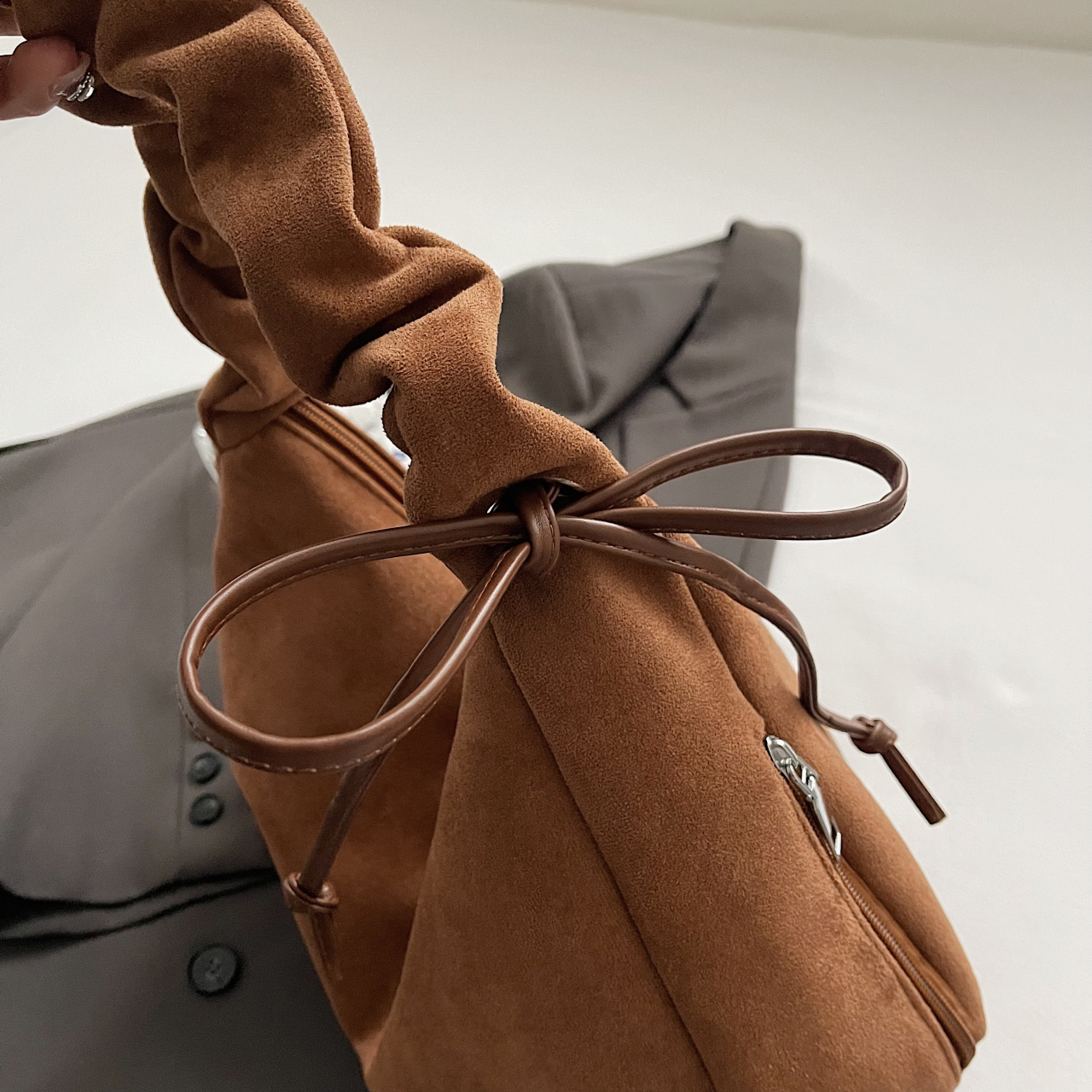 Faux Suede Shoulder Women 2024 Solid Bow Handbags Large Female Pillow Sweet Lady Packages Elegant Retro Sg Bags