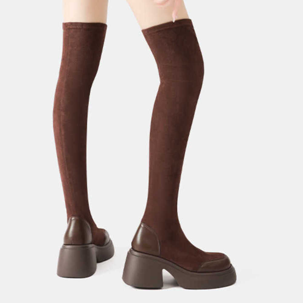 Thick Soled Black Elastic Knee High Boots For Women Autumn Winter Girls Look Thin And Slim Legs Long Tall Stocking Boots 240826