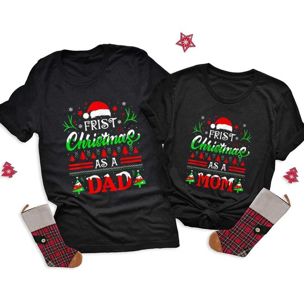 The first Christmas family costume the first Christmas as a dad/mom baby the first Christmas family appearance holiday matching T-shirt Christmas gift