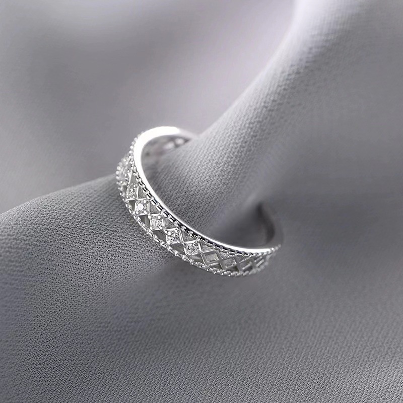 Silver plated hollow for women, light luxury, plain circle, niche design, index finger ring, high-end ring