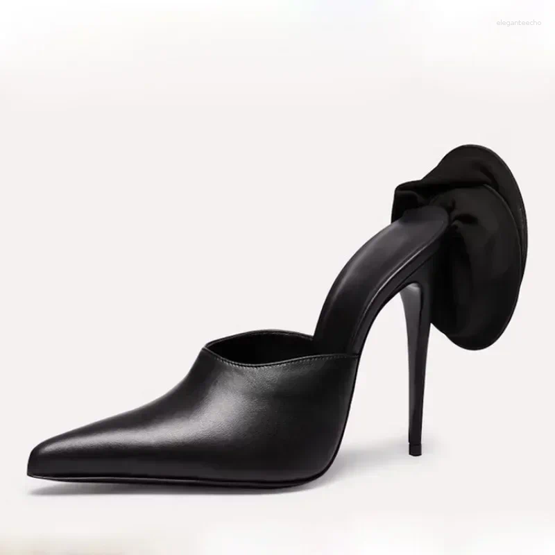 2025 S Fashion Designer Sandals Brand Pointed Women S Single Shoes Slim Heels Big Wer Leather Outwear Slippers Banquet Pearl