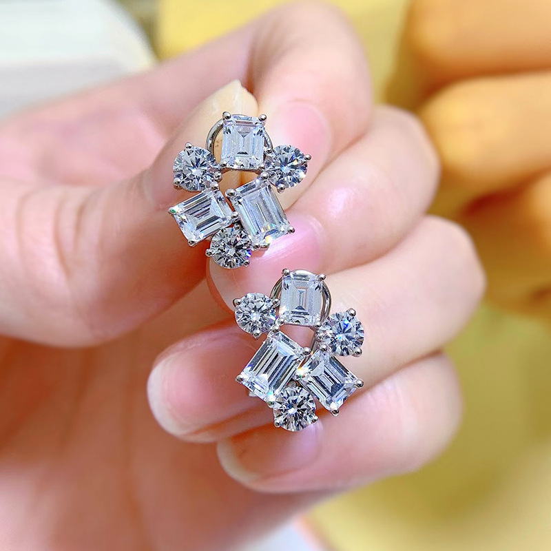 Sterg Sier Moissanite Clip Earrings, Round Cut White Dia Eternity Elegant Wedding Jewelry Gift for Women