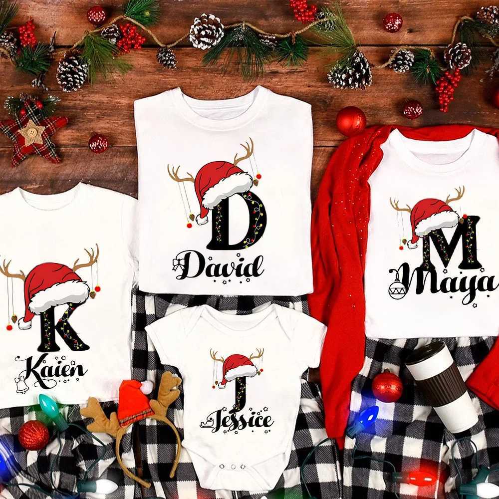 Personalized Christmas Family Matching Clothing Initial Name T-shirt Mom Dad Daughter Son Appearance Clothing Baby Tight Clothes W241008