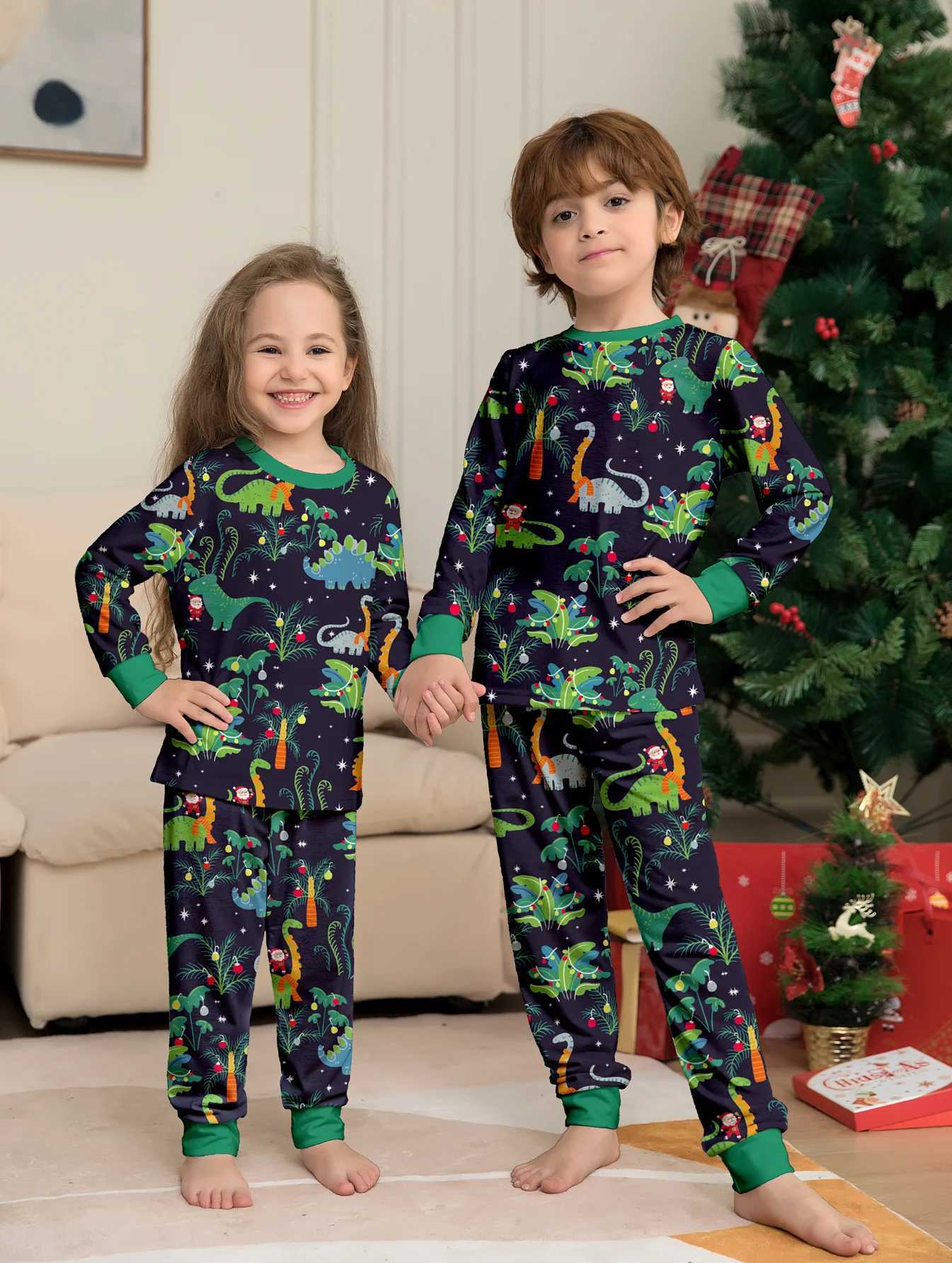 2024 Christmas Pajama Set Santa Claus and Elf Printing Parent Child Matching Set Family Appearance 2-piece Set Baby and Dog jumpsuit New Years clothin