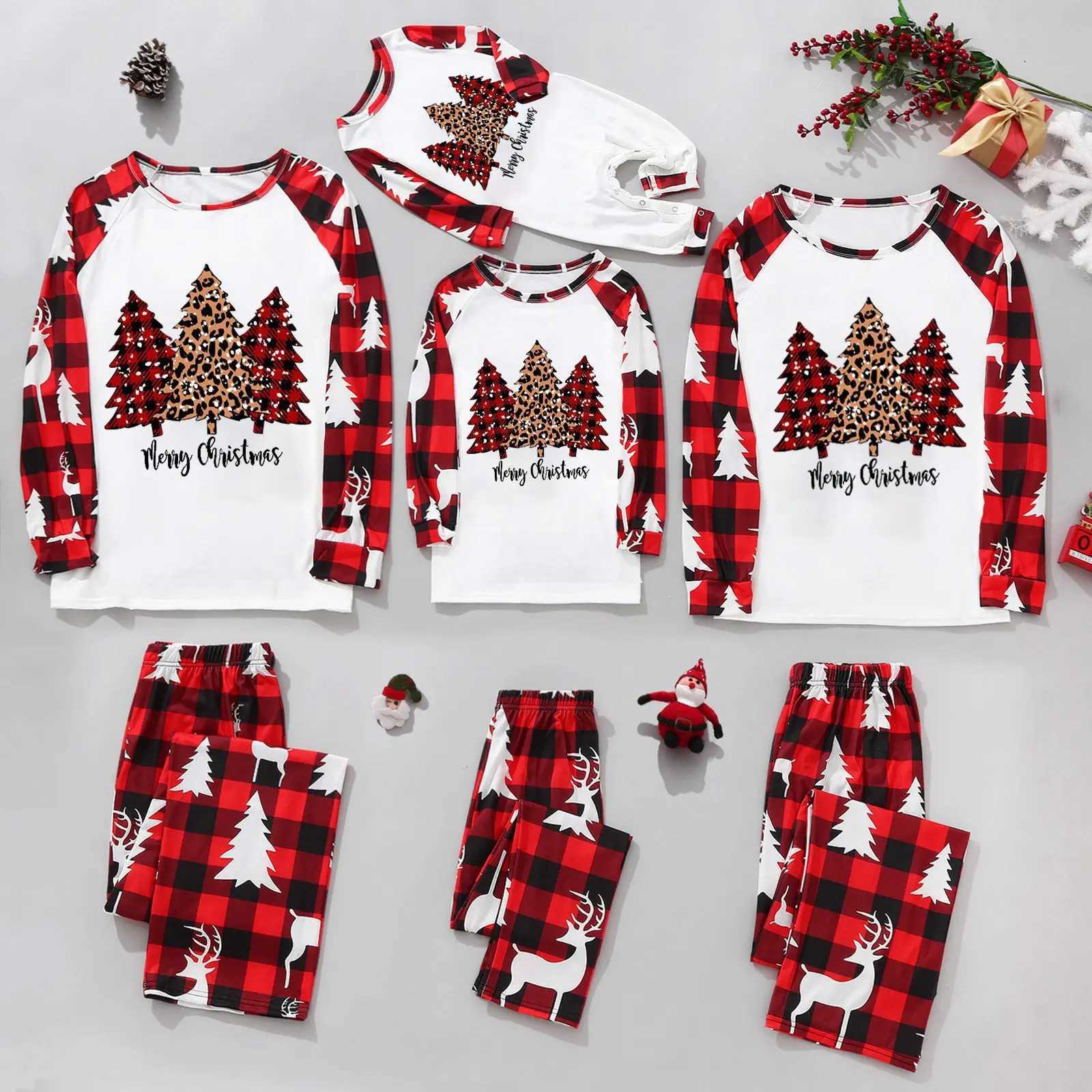 New 2024 Parent Child Family Matching Outfits Fashion Xmas Cartoon Prints Comforts Christmas Pajamas Family Holidays Baby ClotheXJ241008