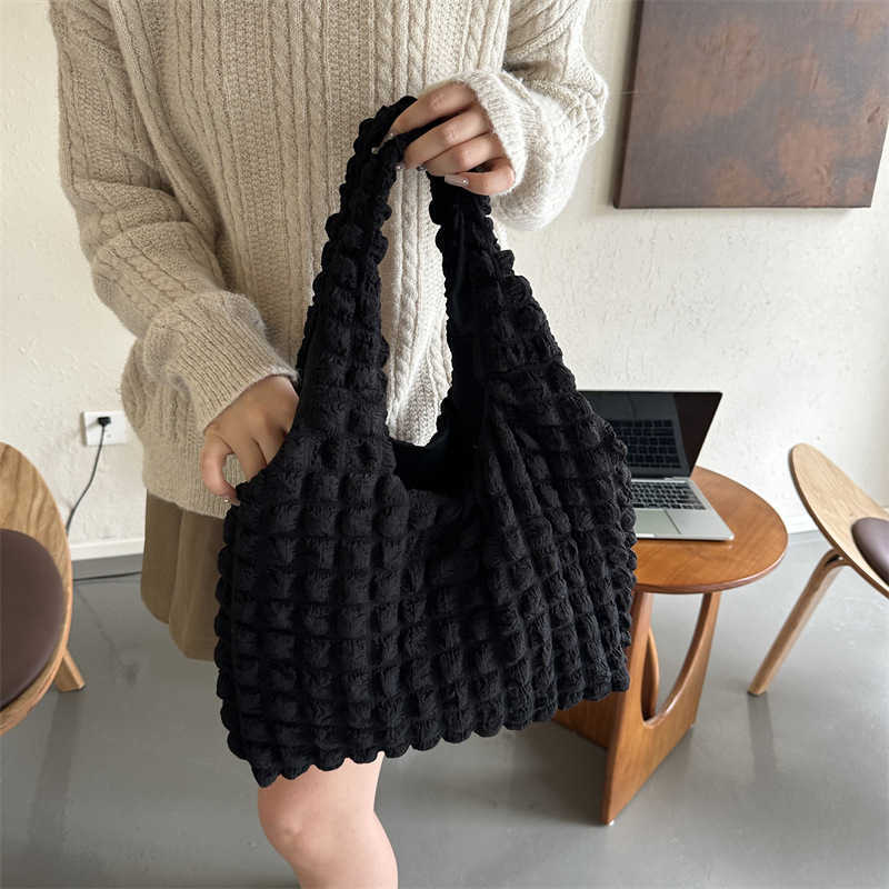 CMM Leisure and Minimalist Underarm Bag Autumn New Fashion Trend Large Capacity Tote Bag Fashion and Stylish Shoulder Bag