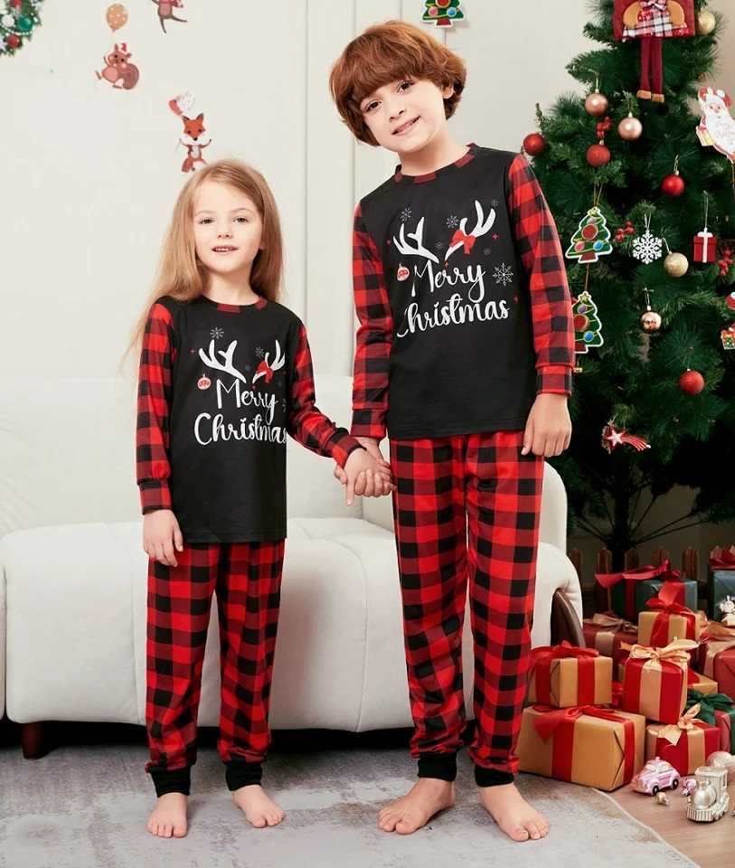 2025 Christmas Family Matching Pajamas Happy Christmas Deer Print Childrens Baby Clothing Top+Pants 2PCS Christmas Pajamas Dog Clothing W241008