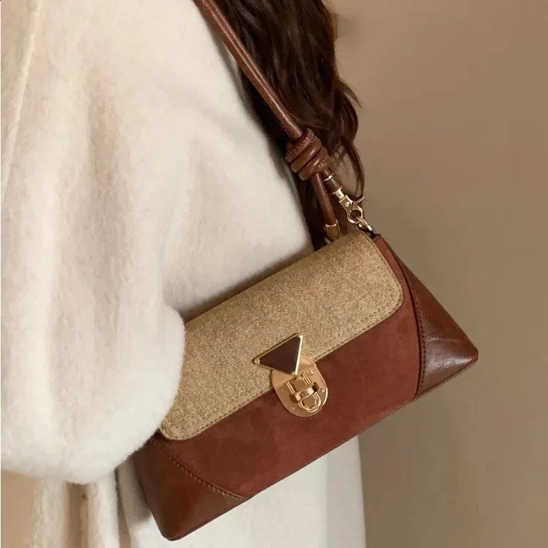 Women Shoulder Bag Korean Style Retro Brown PU Leather Vintage Female Small Axillary Bags Fashion Ladies Gold Lock Handheld Bags 240924