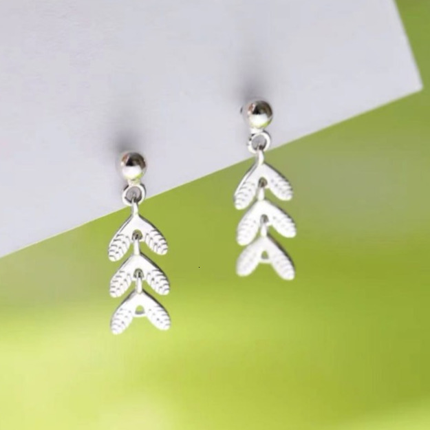 bean ear studs for women, 2024 new trendy and niche women's minimalist earrings