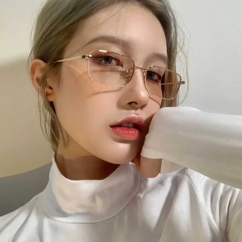 Y2K Harajuku Small Square Frame Glasses Women Retro Metal Eyeglasses Clear Reading Spectacle Blue Light Blocking EyewearX241008
