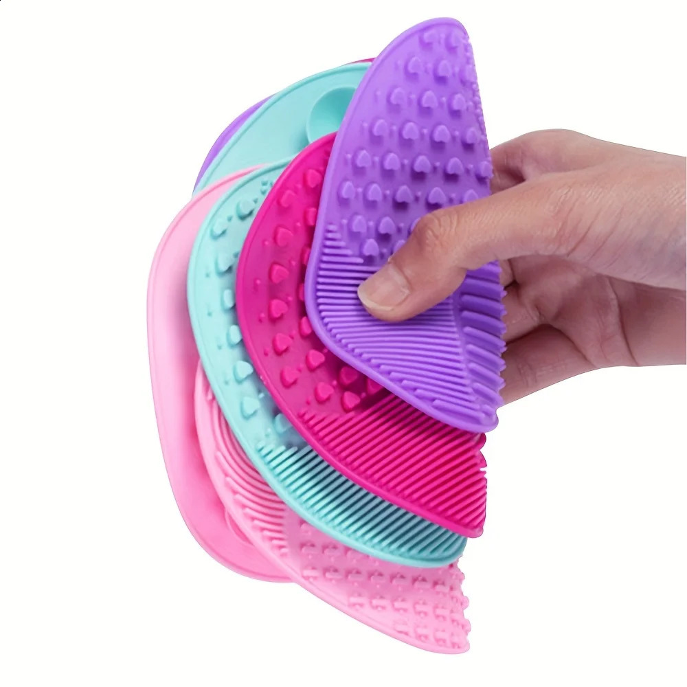 Silicone shaped brush scrubbing pad with suction cup safety bracket a beauty tool for gentle makeup brush cleaning reusable 241008