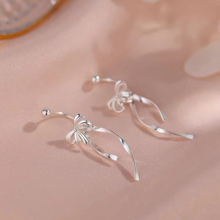 Needle Bow 2024 New Light Women's High End Earrings