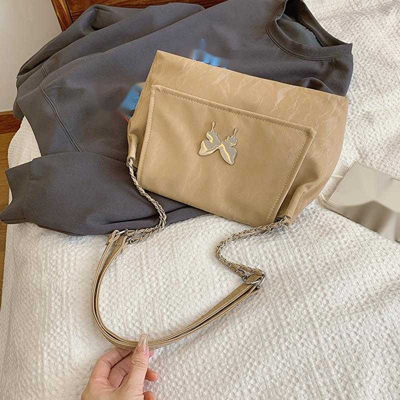 CMM Fashion and Beautiful Butterfly Bag for Womens Spring Summer Trend New Large Capacity Personalized Chain Single Shoulder Armpit Womens Bag