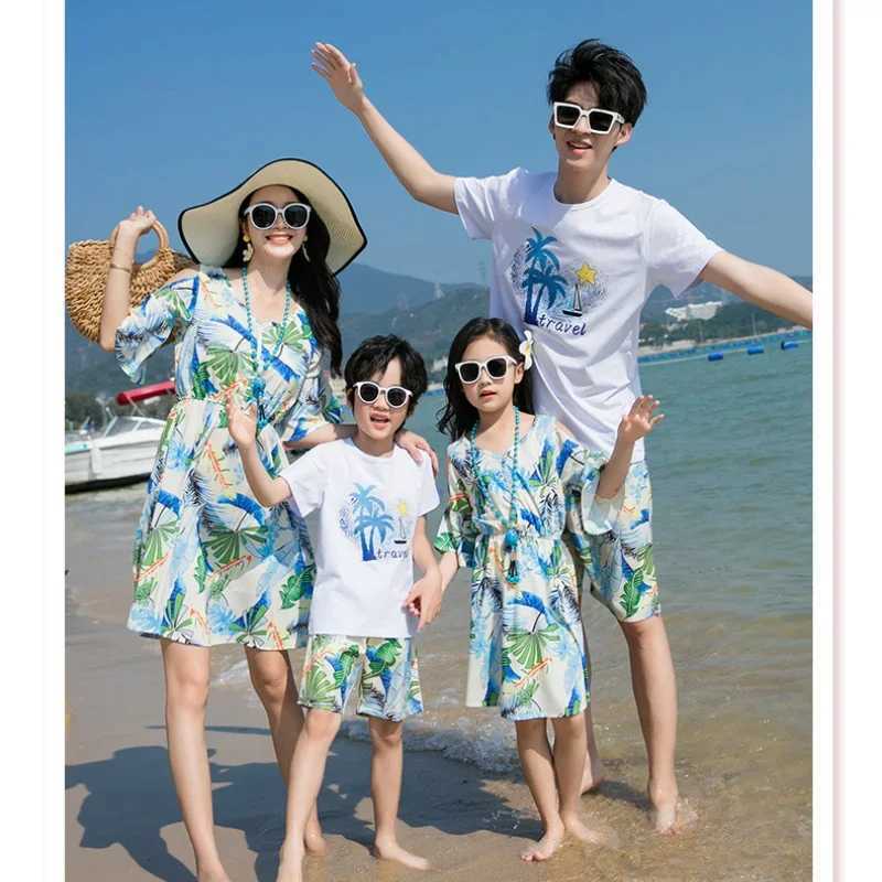 Vacation Couple Look Parent-child Clothes Beach Family Matching Clothing Daughter Mom Resort Dress Son Dad Beach 2 Pieces SetsXJ241008