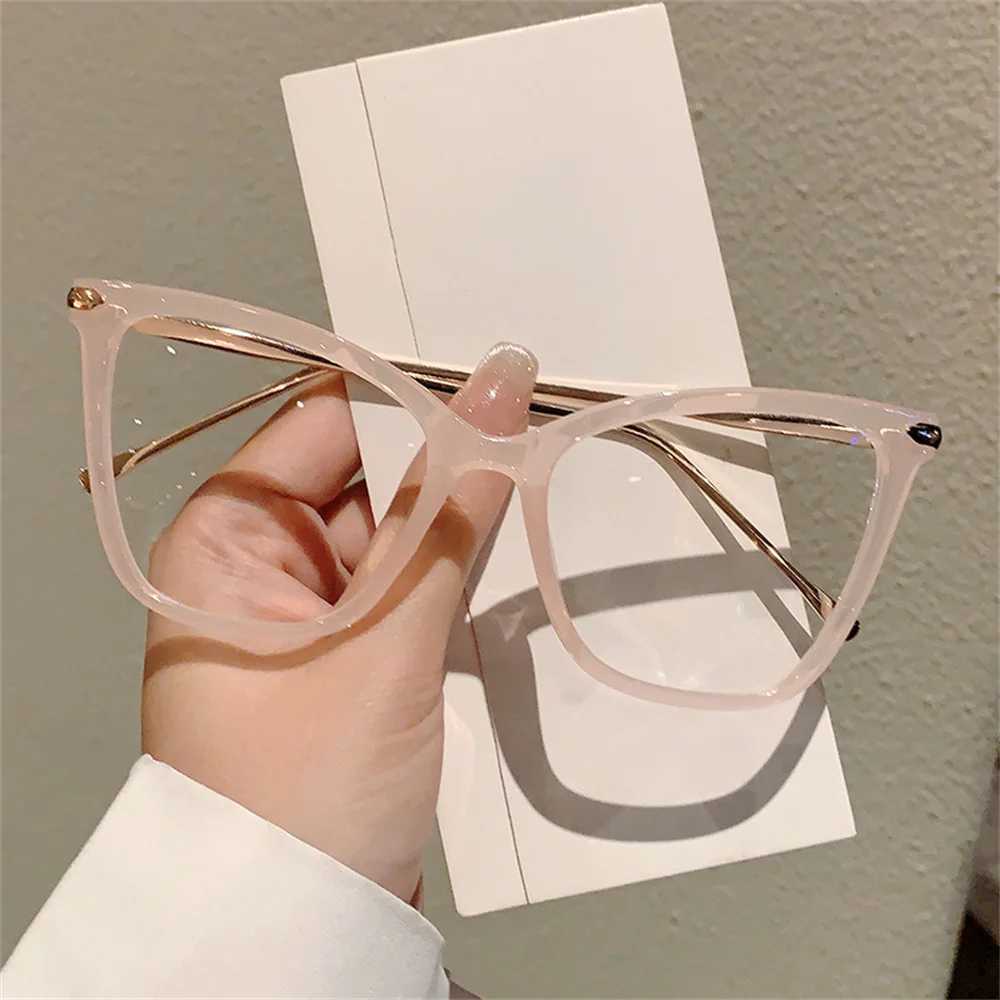 Retro Cat Eye Metal Eyeglasses Frame Anti Blue Light Glasses Women Brand Designer Myopia Optical Glasses Computer GogglesEyewearX241008