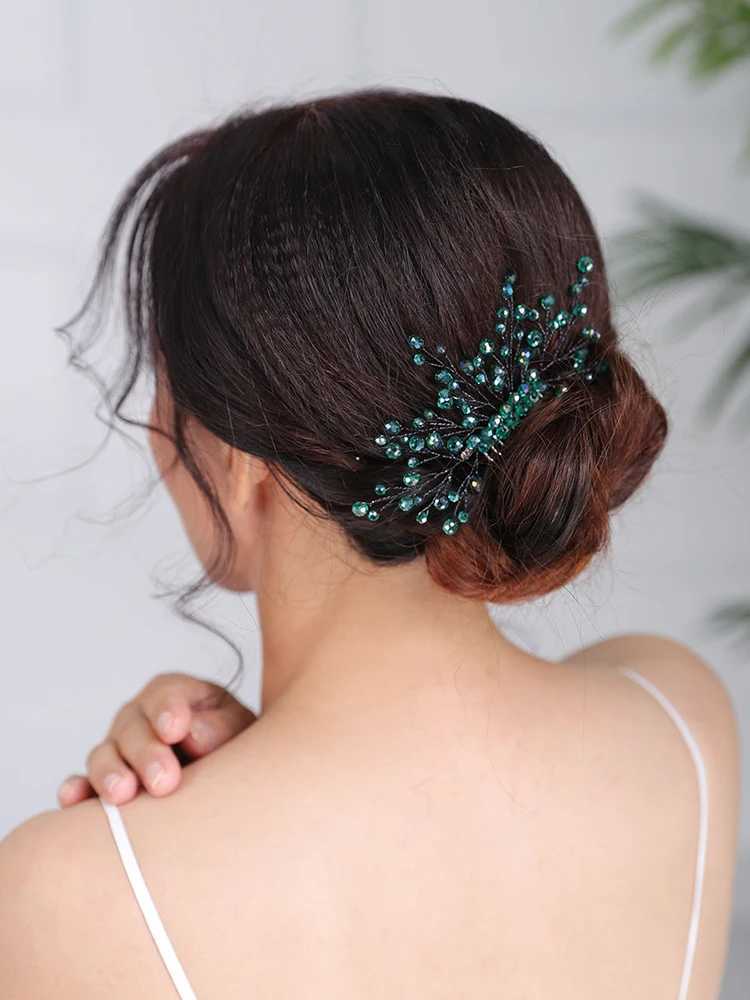 Wedding hairstyle accessories casual headwear green hair comb handmade headwear female brides hair jewelry parties and dances W241007