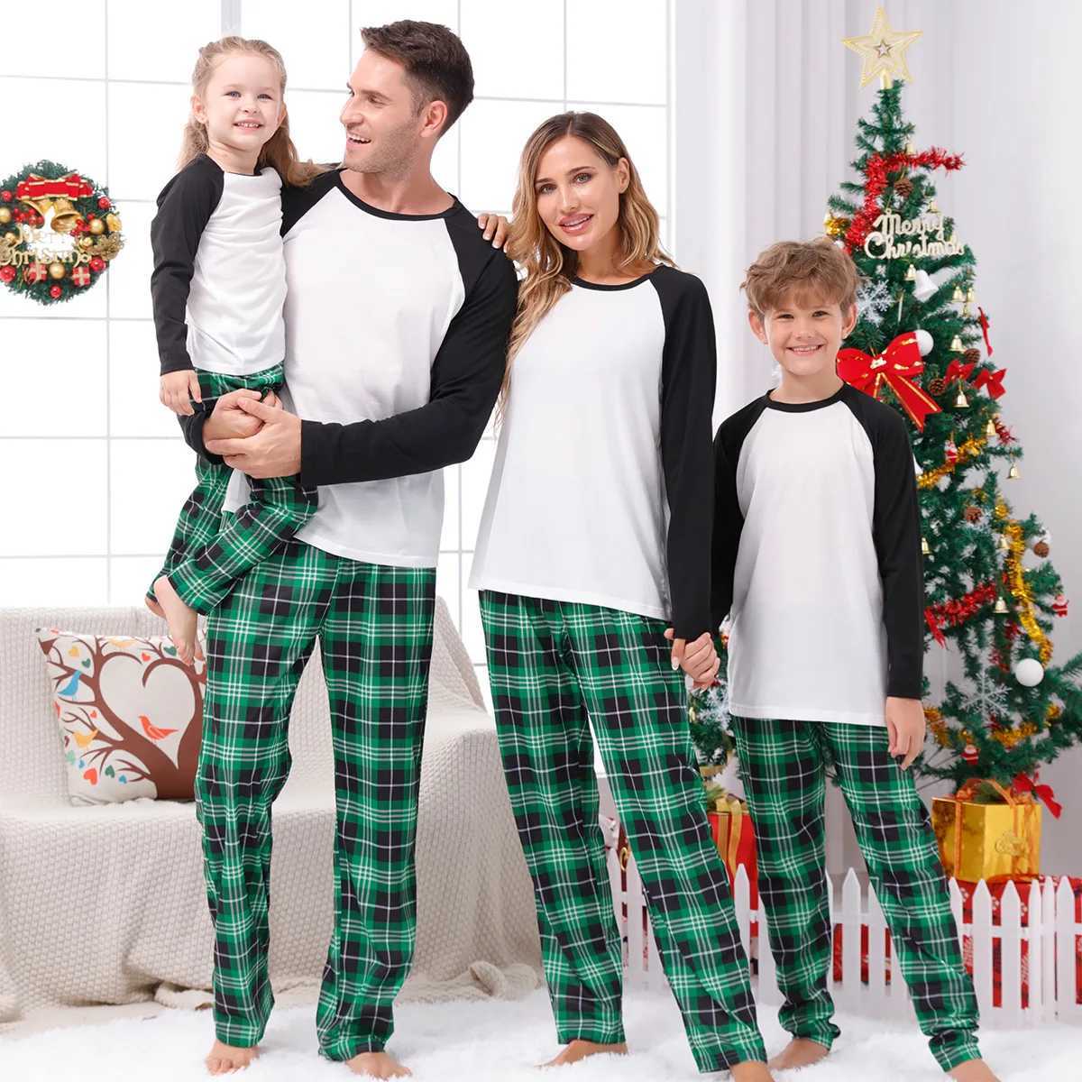 2024 New Years Clothing Christmas Family Matching Set Mom Dad Child Pajama Set DIY Blank 2-piece Clothing Set Christmas Appearance Pjs W241008