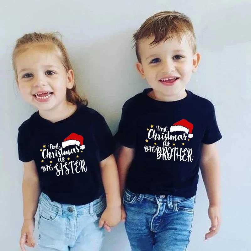 The first Christmas as a father mother brother sisters baby family matching clothes Interesting cotton matching Christmas party T-shirt W241008