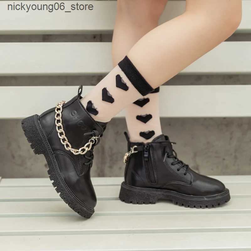 Boots Girls tide Boots 2023 Autumn New Childrens All-match Solid Black Korean Wind Chains Breathable Classic Ankle Boots Breathable L240910