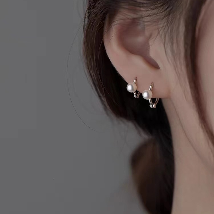 Pure sier needle pearl 2024 new for women with high-end feel, niche light earrings