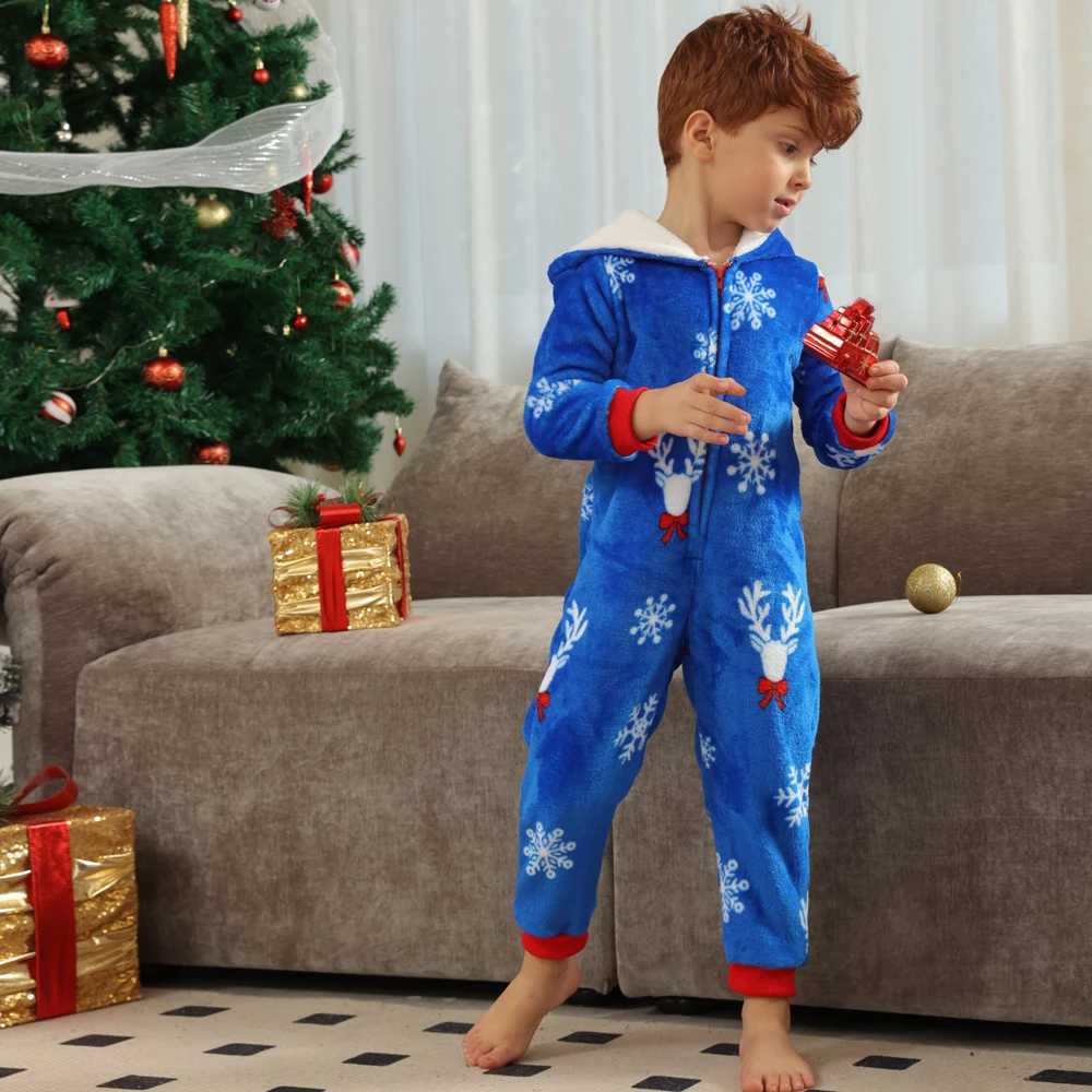 2023 Christmas Gift Deer Family Pajama Flannel Hoodie Mother Father Child Baby Matching Clothing Hoodie Family Appearance W241008