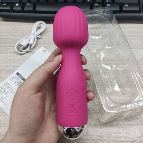 Women's G-spot vibrator bullet Dildo Multispeed women's massager adult gift sex toy