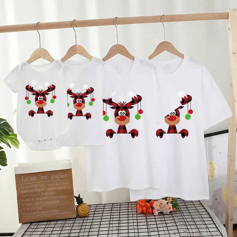 Christmas Deer Family Matching Clothing Dad Mom Brother sisters Birthday T-shirt Funny family look party T-shirt Top 1 W241008
