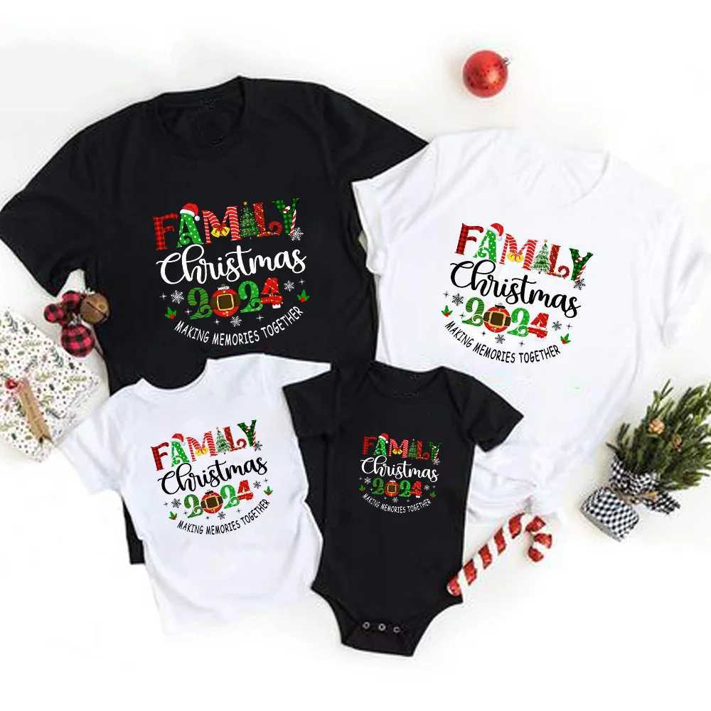Family Christmas 2024 Mom Dad Baby Match Family Christmas Shirt Family Holiday Top Tee Baby Tight W241008