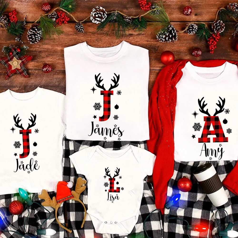 Family Christmas name shirt monochrome family Christmas shirt personalized Christmas dad mom child matching T-shirt W241008