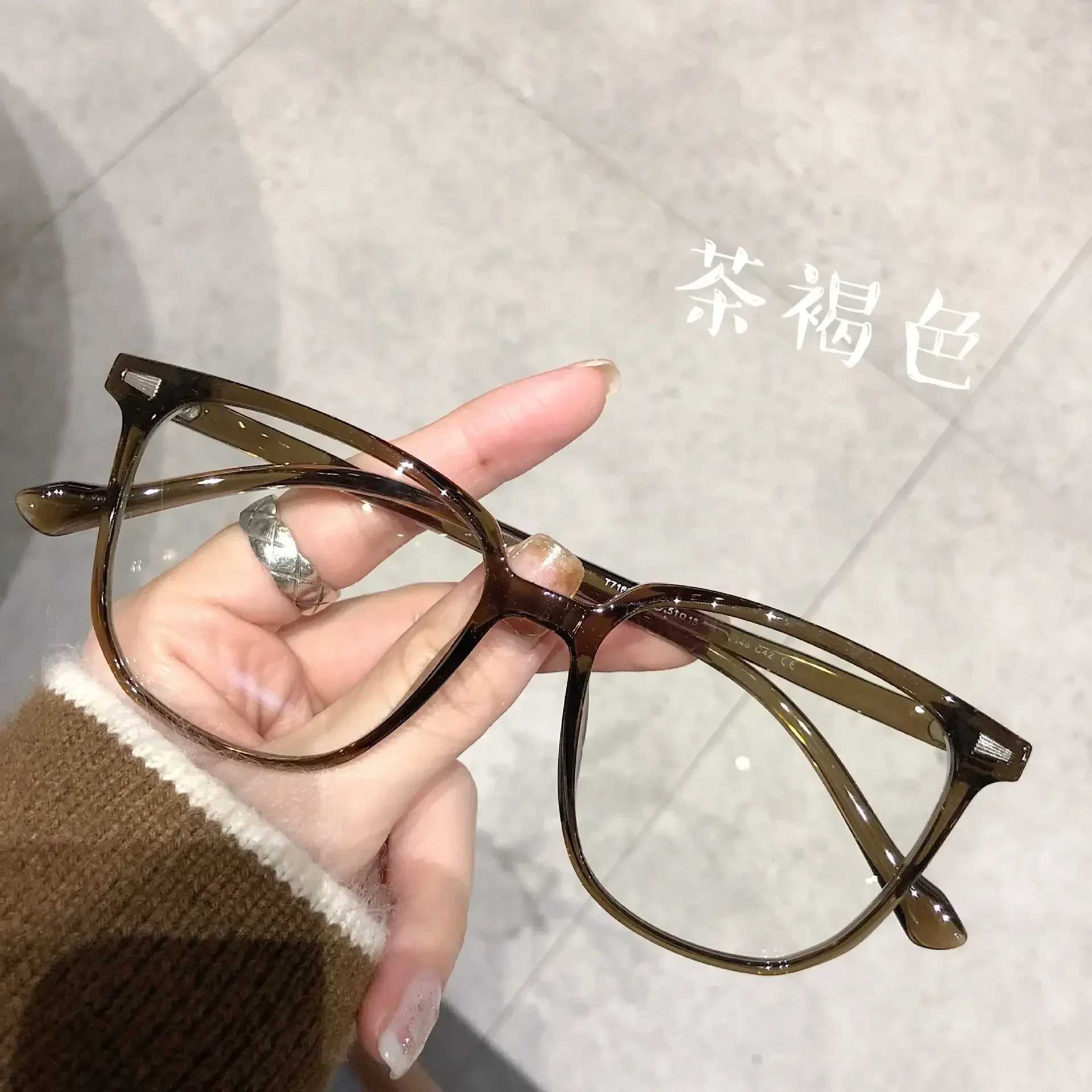 Large Square Frame Anti-Blue Light Glasses Fashion Retro Men Women Computer Gaming Eye Protection Classic Plain Glass SpectaclesX241008
