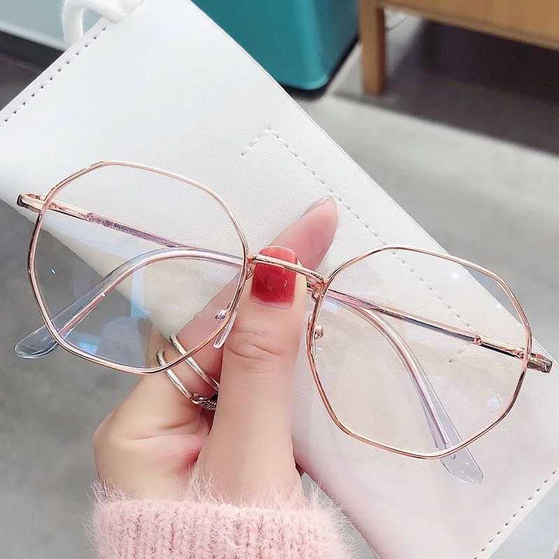 Retro Unisex Polygon Anti Blue Light Glasses Metal Frame Flat Ocular Fashion Comfortable Transparent Spectacle For Women MenX241008